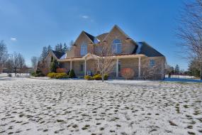 Property listing for 116 Gatepost Pl., Hamilton, ON